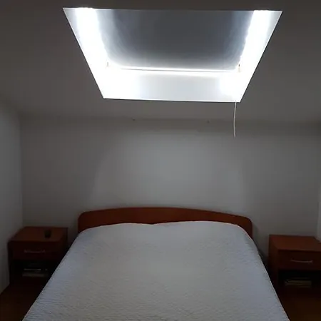 Kastel Apartman Kaštela
